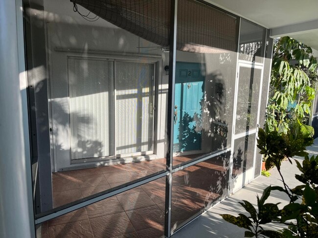 Photo - 2748 NE 28th Ave Unit 2