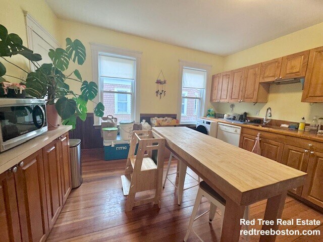 Photo - 66 Williams St Condo Unit 1