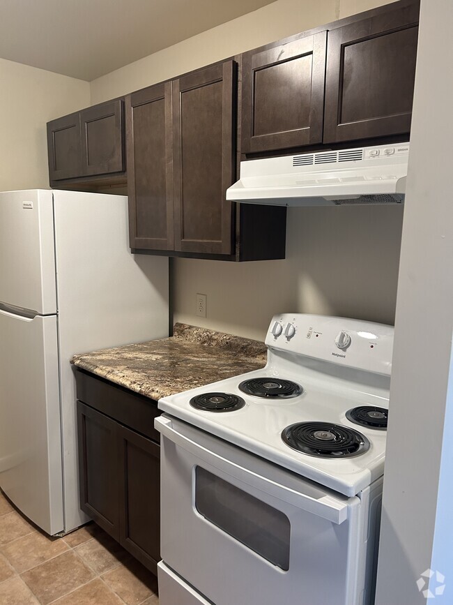 Building Photo - Barnesville Commons Rental