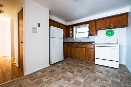 Photo - 8100-04 S Marshfield