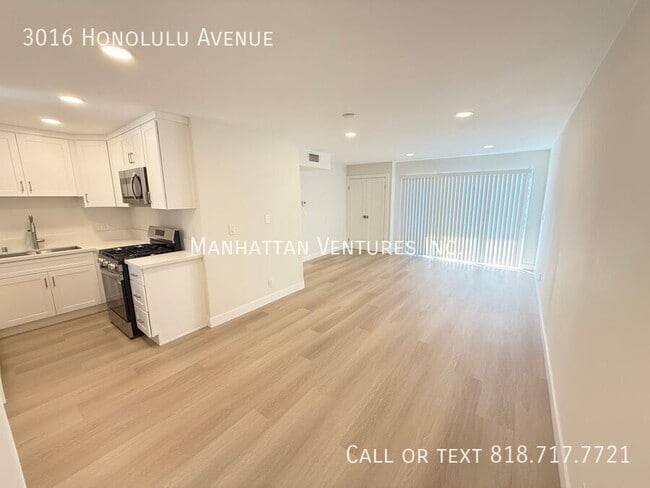 Building Photo - 3016 Honolulu Ave Rental