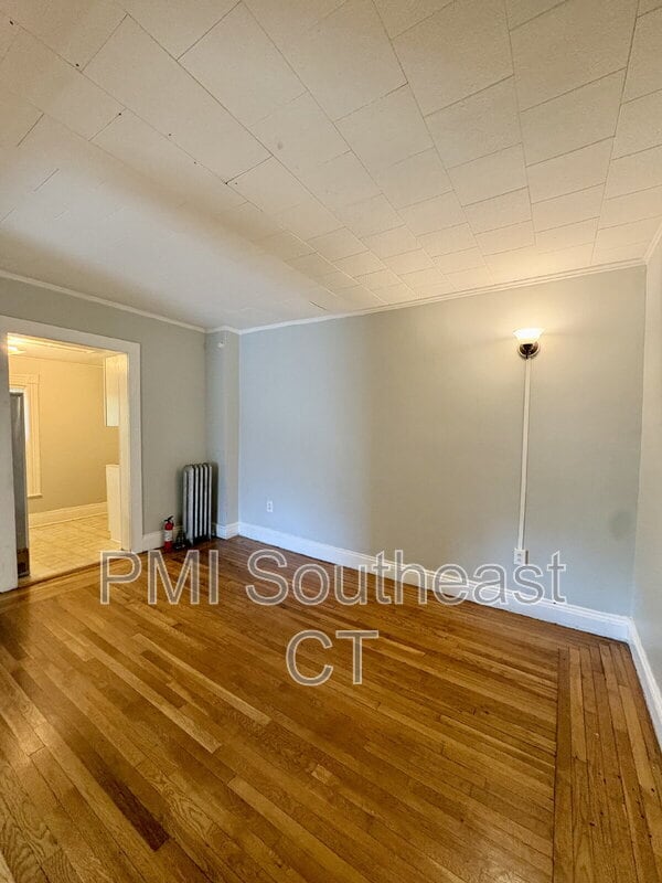 Photo - 79 Garfield Ave Unidad 1F