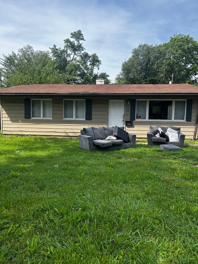 Photo - 13 Drexel Dr