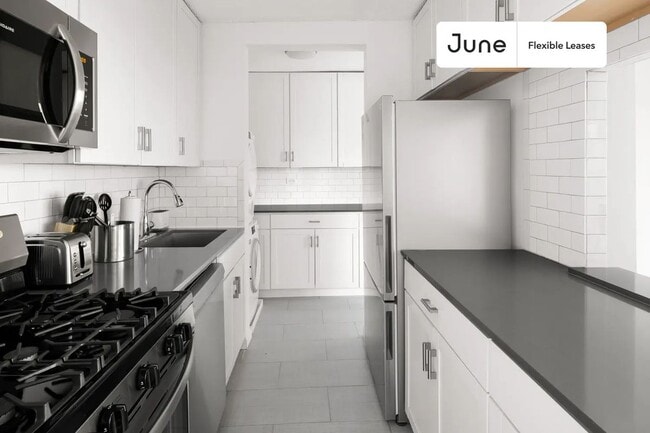 Photo - Spacious ROOM at The Heritage House Unit 2