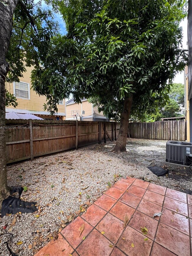 Photo - 3410 Java Plum Ave