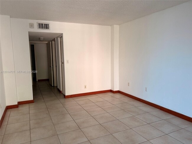 Photo - 20860 San Simeon Way Unit 303-6