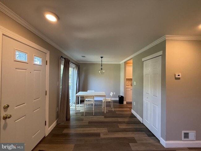 Photo - 28 Drewes Ct
