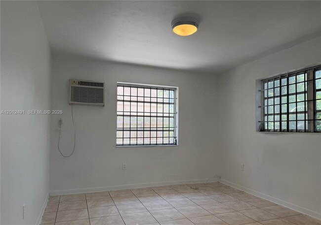 Photo - 1820 NW 19th Ave Unidad 1822