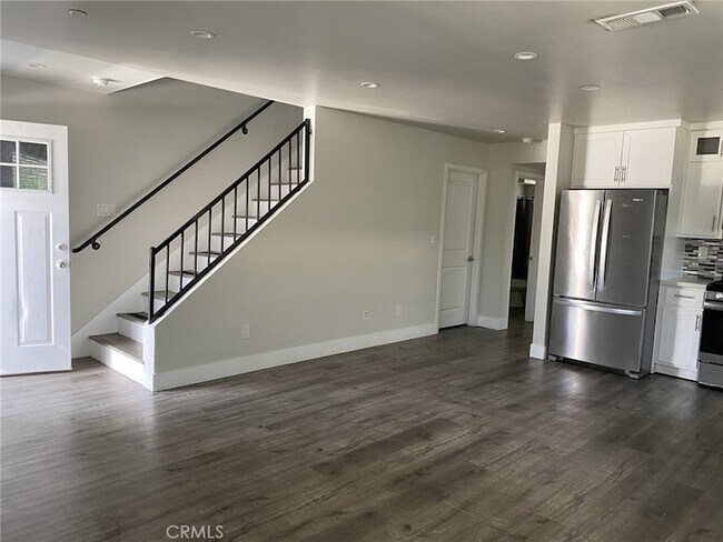 Photo - 2420 1/2 Folsom Street Unit