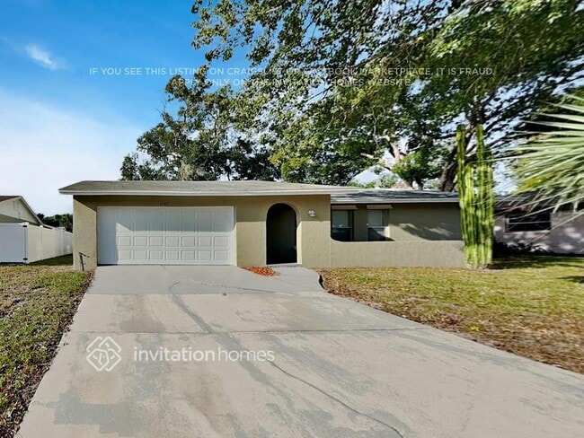 Building Photo - 1542 Canterbury Cir Rental