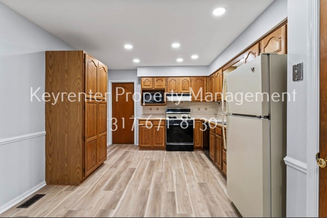 Photo - Limited Time Offer: Half-Month Discount on Lease Signed Before January 31st!-28 Parkwood Dr, Brow...