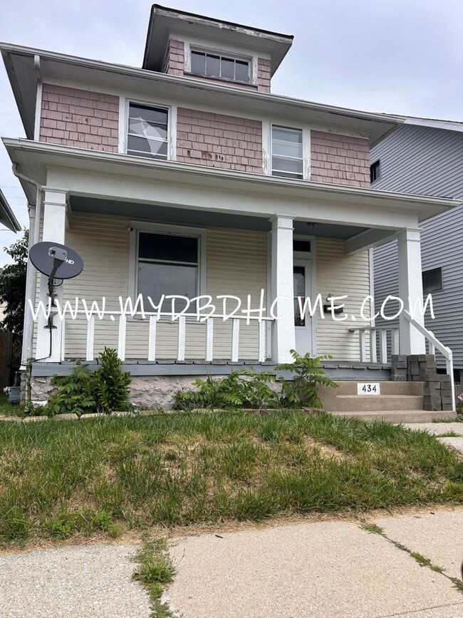 Building Photo - 434 Rose Ln