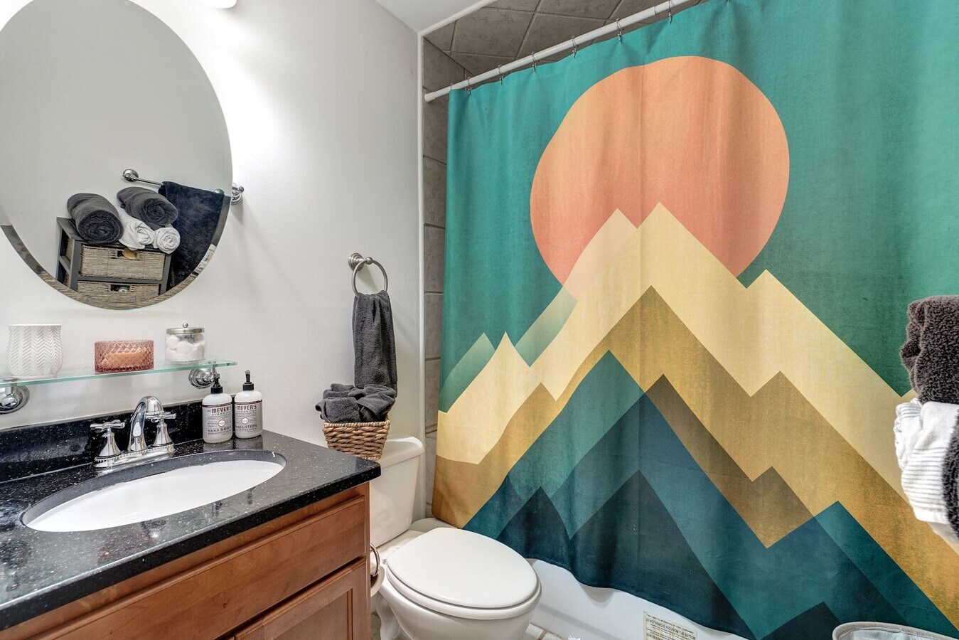 Photo - 1519 Constitution Ave NE Unit 202