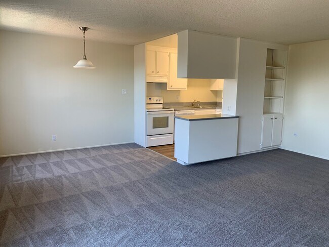 Skycrest Apartments