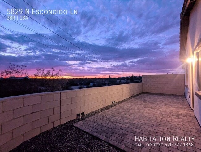 Photo - 5829 N Escondido Ln