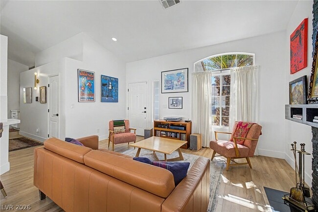 Photo - 679 Scenic Tierra Ln