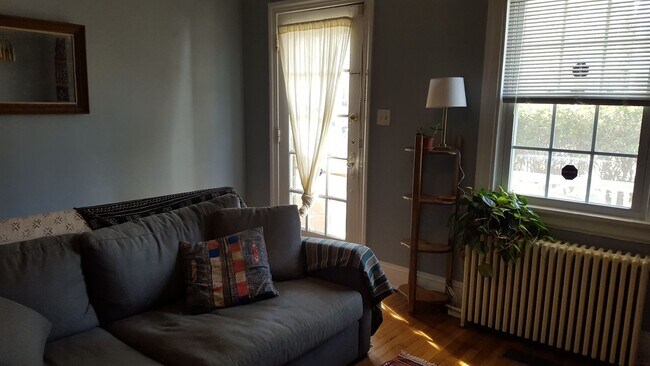 3228 W Grace St Unidad A