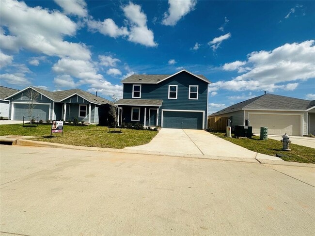 Photo - 16477 Blossom Grv Dr House