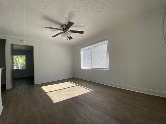 Photo - 30 N Primrose Dr