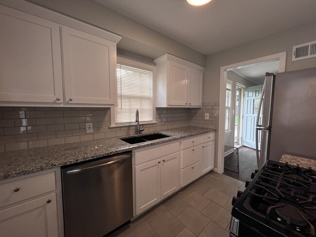 Photo - 7523 Jarboe St