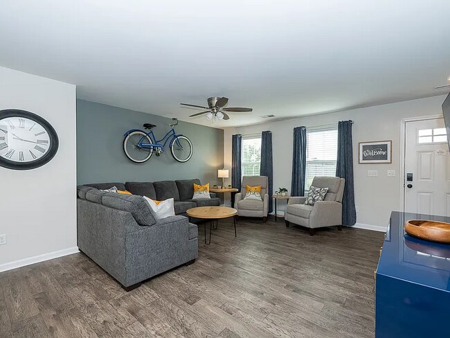 Photo - 408 Maplestead Farms Ct