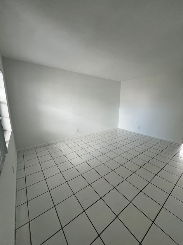 Photo - 374 Sunshine Dr