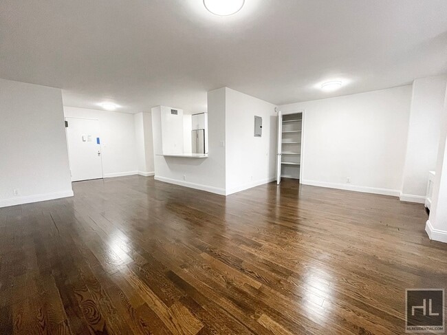 Photo - E 88th St Unit 16Z