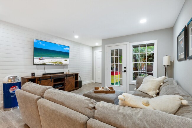 Photo - 7424 Vista Way Unidad 104