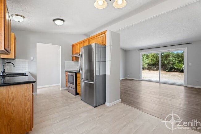 Photo - 8805 NE 90th Ave