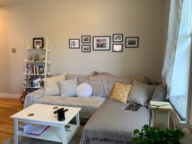 Photo - 24 Anderson St Unit 6