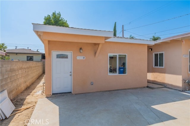 Building Photo - 5033 Sultana Ave