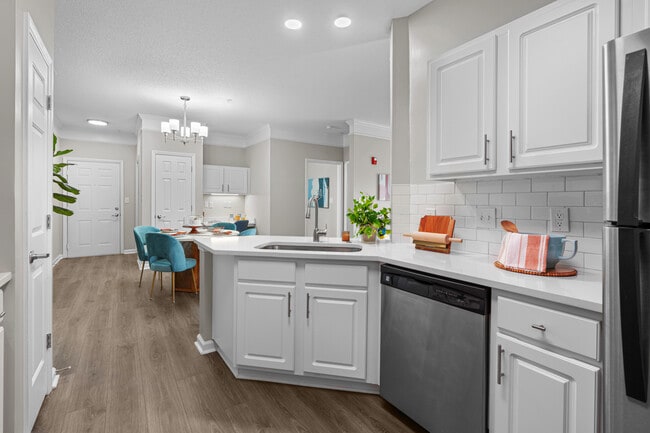 Building Photo - Summermill at Falls River Rental