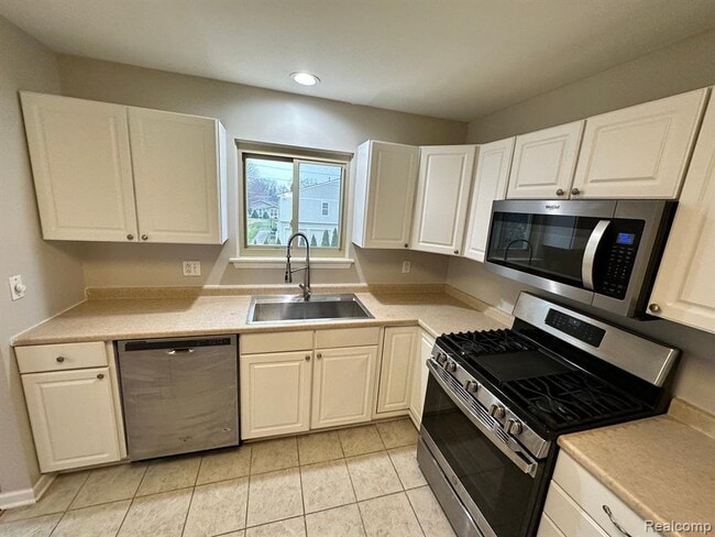 Photo - 23260 Cranbrooke Dr