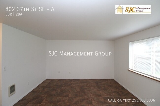 Photo - 802 37th St SE