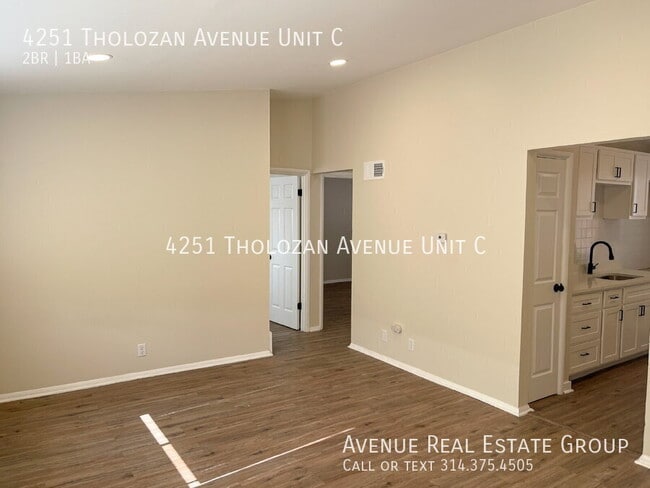 Photo - 4251 Tholozan Ave