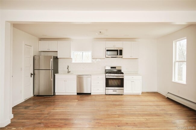 Photo - 5728-5209 Highway 4 Unidad 4B