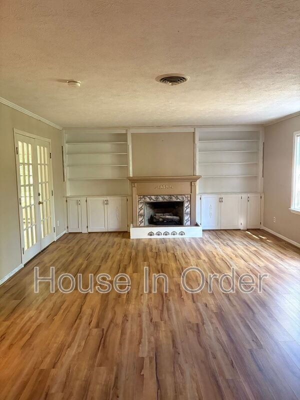 Photo - 105 Campbell Dr