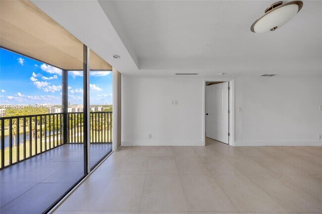 Photo - 20301 W Country Club Dr Unit 1122