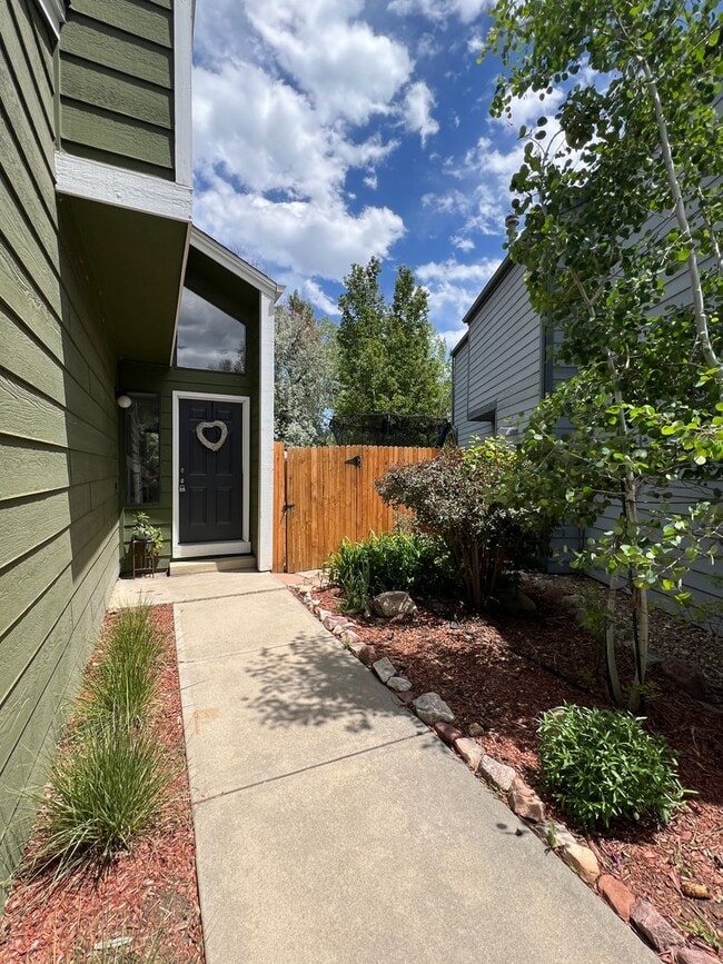 Photo - Beautiful 3 Bed/3 Bath in North Boulder Available 7/6