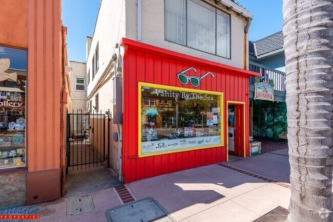 Building Photo - 211 Capitola Ave Unit 2 Rental