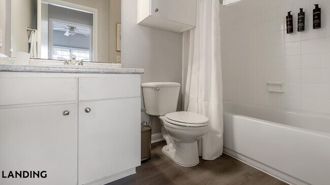 Photo - 9835 Fredericksburg Rd Unidad 1223