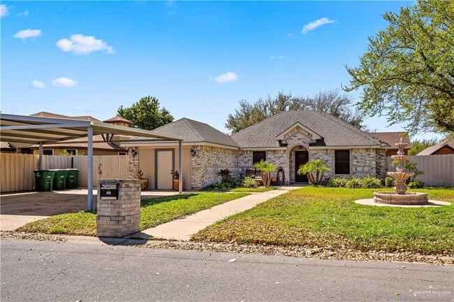 Building Photo - 20 Silverado Dr E