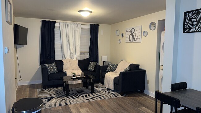 44 Clinton St Unit B