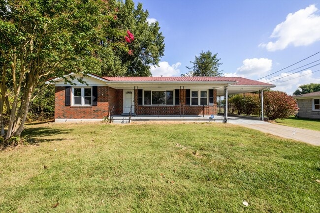 Photo - 213 Fairview Dr House