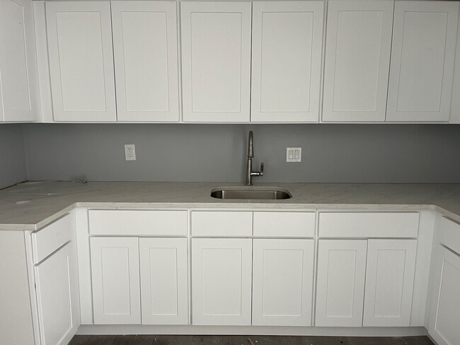 Photo - 20-30 Peck St