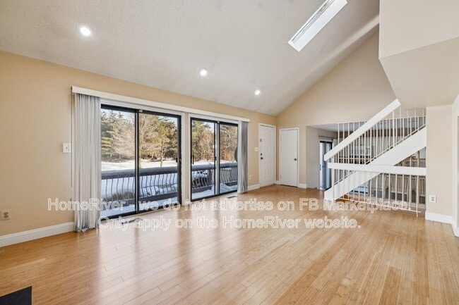 Photo - 18 Woodhill St