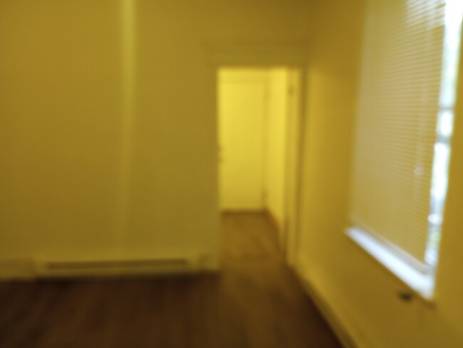 Photo - 31xx W Euclid Ave Unidad 1st floor