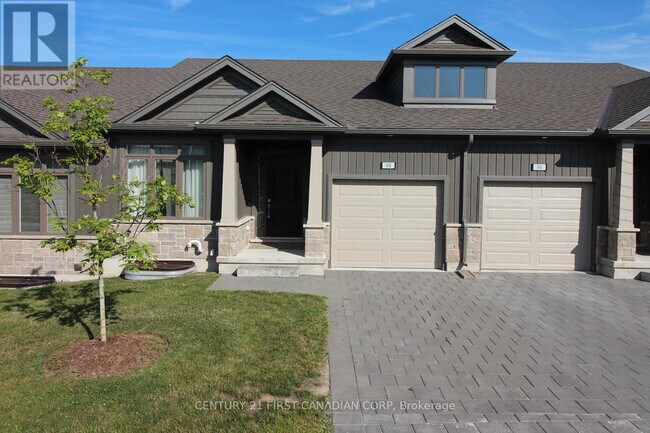 Photo - 1375 Whetherfield St