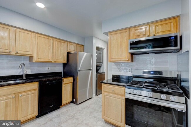 Photo - 3934 Chesterwood Dr