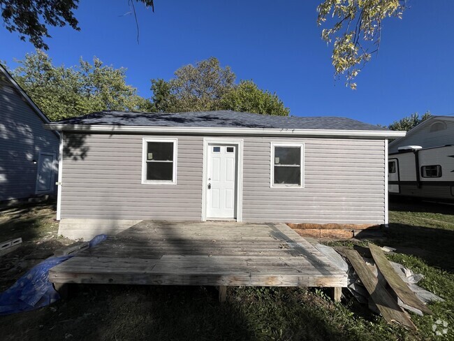 Building Photo - 1950 Pater Ave Rental